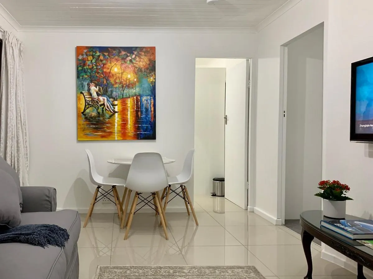 Luxurious Pinelands Villa Cape Town